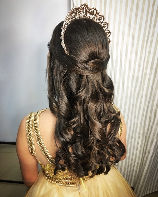 Foto: penteado debutante | maquiador(a) | Andriele Xavier | CBeauty