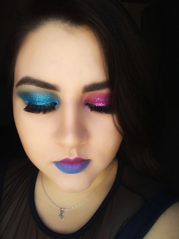 Make de sugestão para chá de revelação
#Makeup
#Makeupartist
#Maquiadora
#Makerevelação
#Rosaeazul
#Pinkandblue maquiagem maquiador(a) manicure e pedicure outros