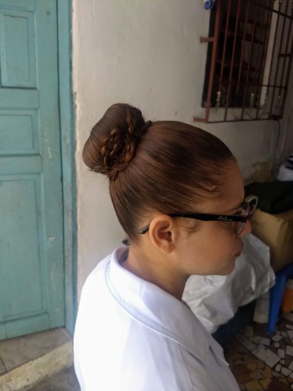 cabelo auxiliar cabeleireiro(a)