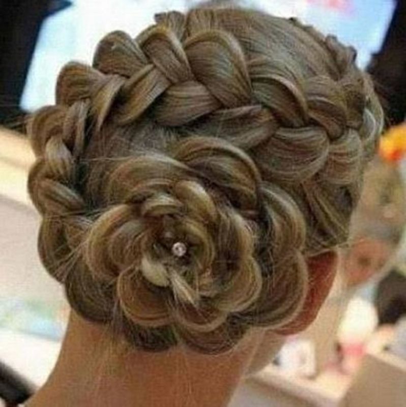 Penteados cabelo cabeleireiro(a) cabeleireiro(a)