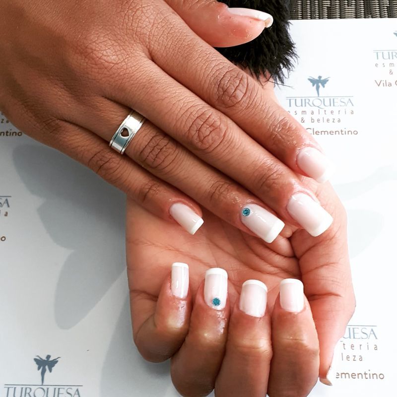 unha manicure e pedicure