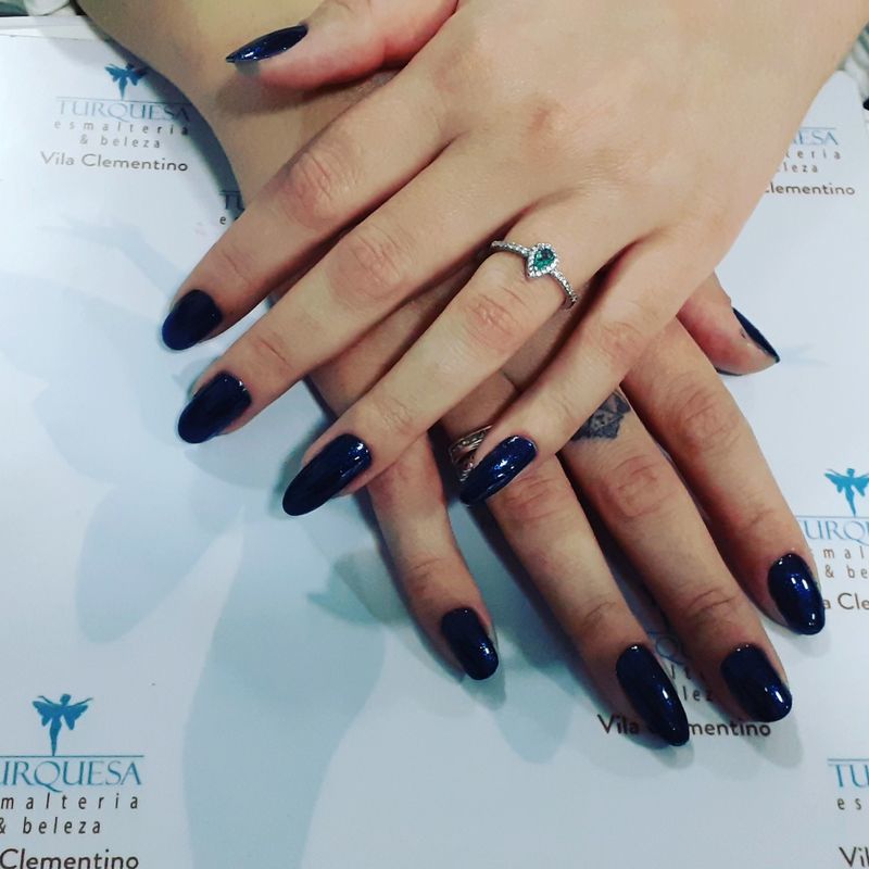 unha manicure e pedicure