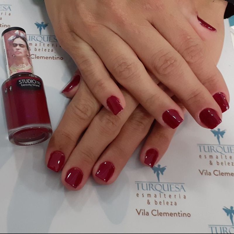 unha manicure e pedicure