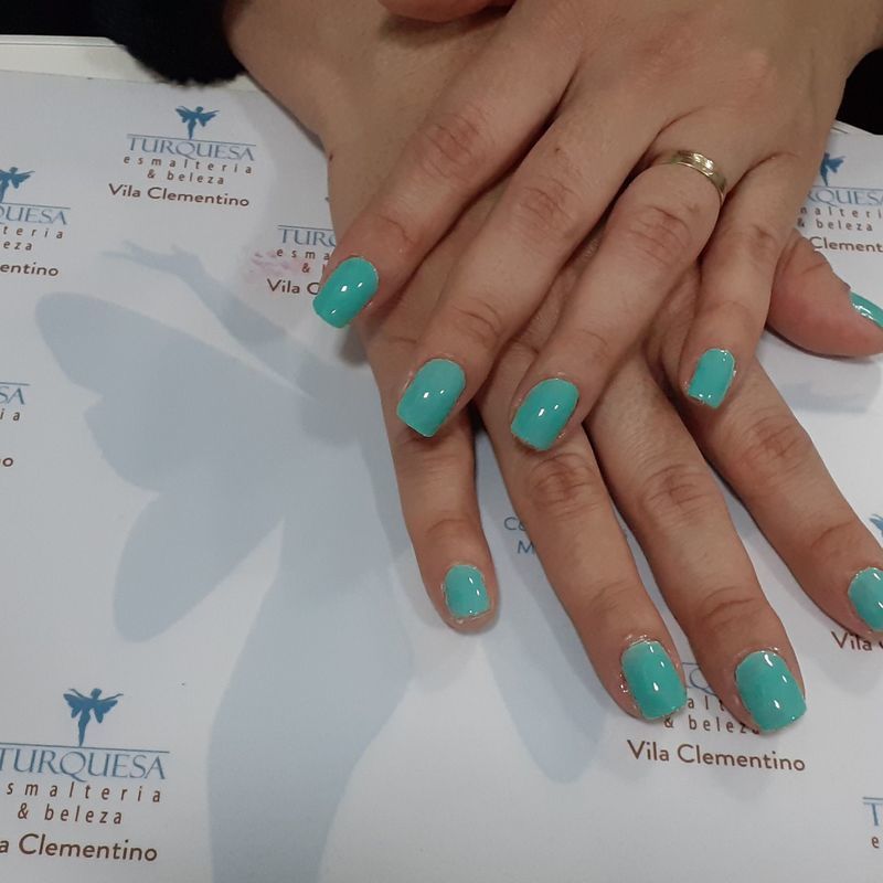 unha manicure e pedicure