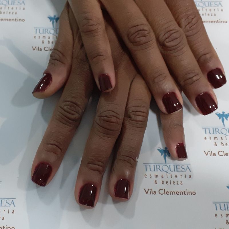 unha manicure e pedicure