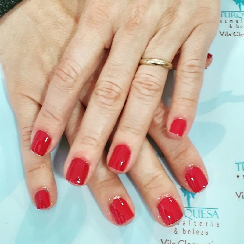 unha manicure e pedicure