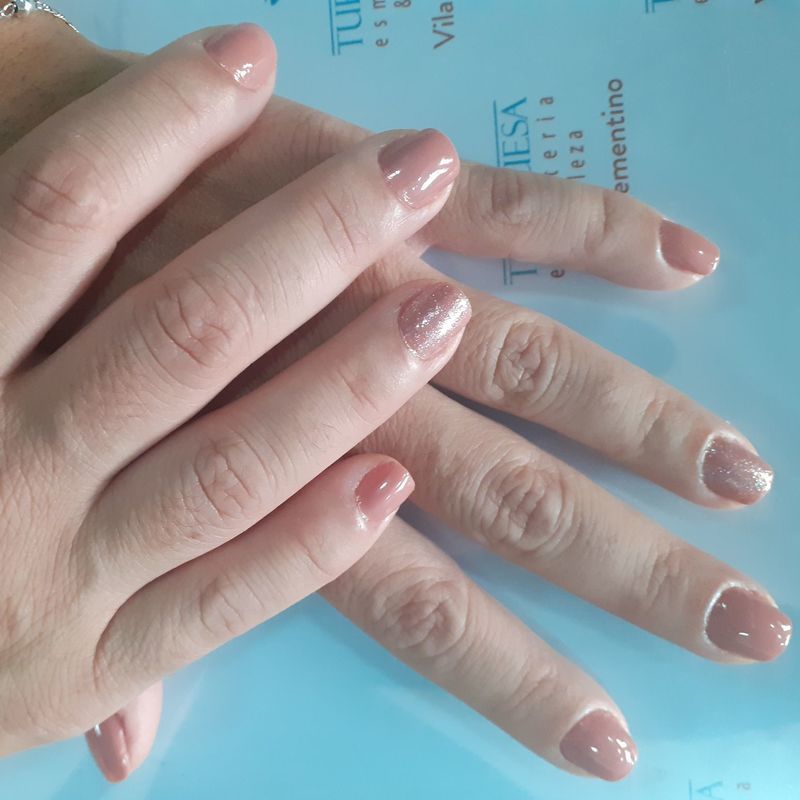 unha manicure e pedicure