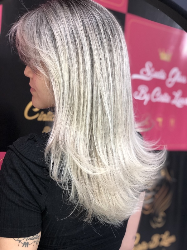 Loira platinada 👩🏼 cabelo cabeleireiro(a)