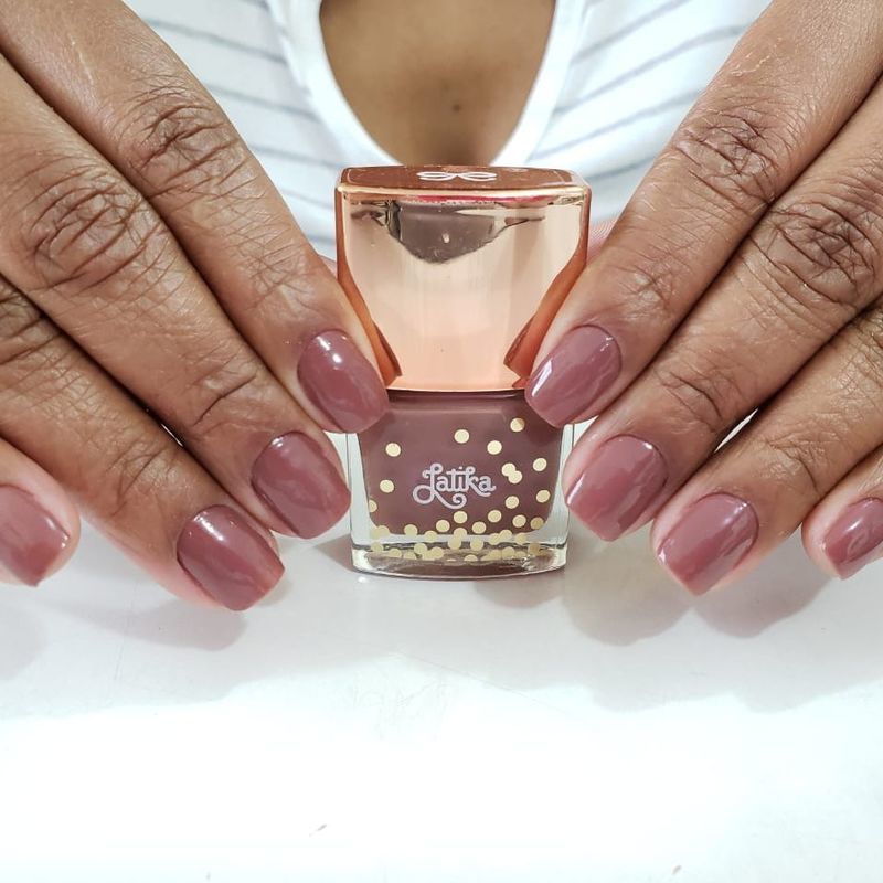 unha manicure e pedicure designer de sobrancelhas outros