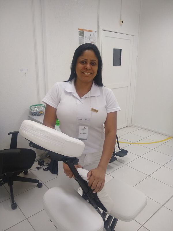 Quick Massage Sipat Porto do Açu outros empresário(a) aromaterapeuta