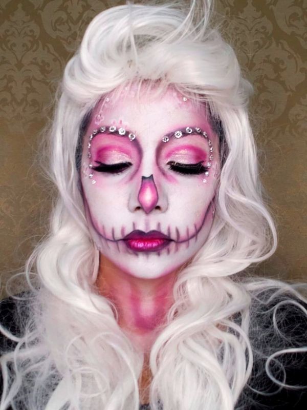 Caveira mexicana rosa

#makeupartistic #catrina #caveiramexicana #maquiagemartistica #halloween  #diadasbruxas #clownmakeup maquiagem maquiador(a) designer de sobrancelhas docente / professor(a)
