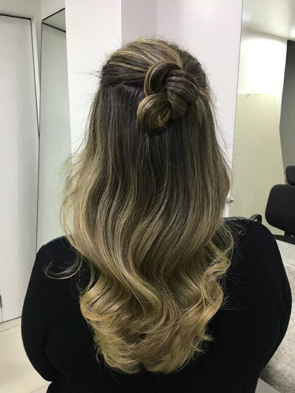 Mechas cabeleireiro(a) maquiador(a) designer de sobrancelhas stylist / visagista