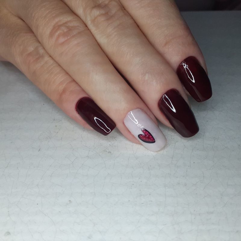 unha manicure e pedicure designer de sobrancelhas outros