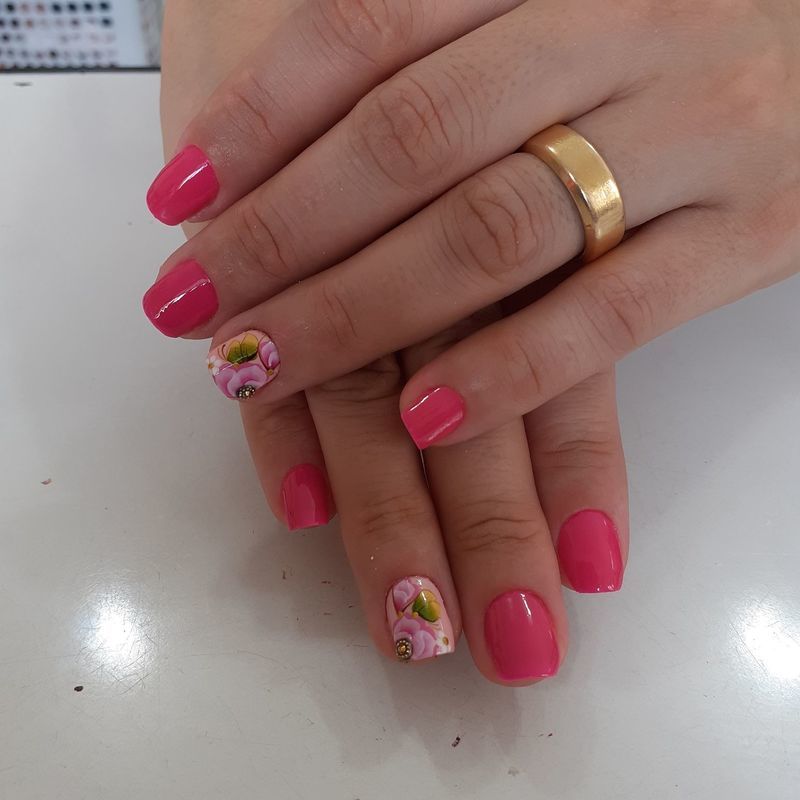 unha manicure e pedicure designer de sobrancelhas outros