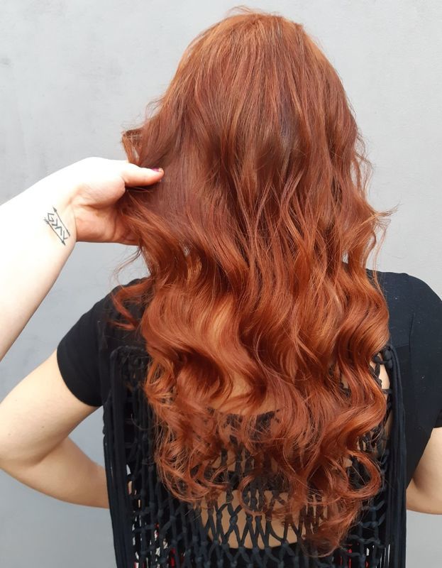 Correção de cor. Retirada de preto do cabelo SEM DESCOLORIR. cabelo cabeleireiro(a)