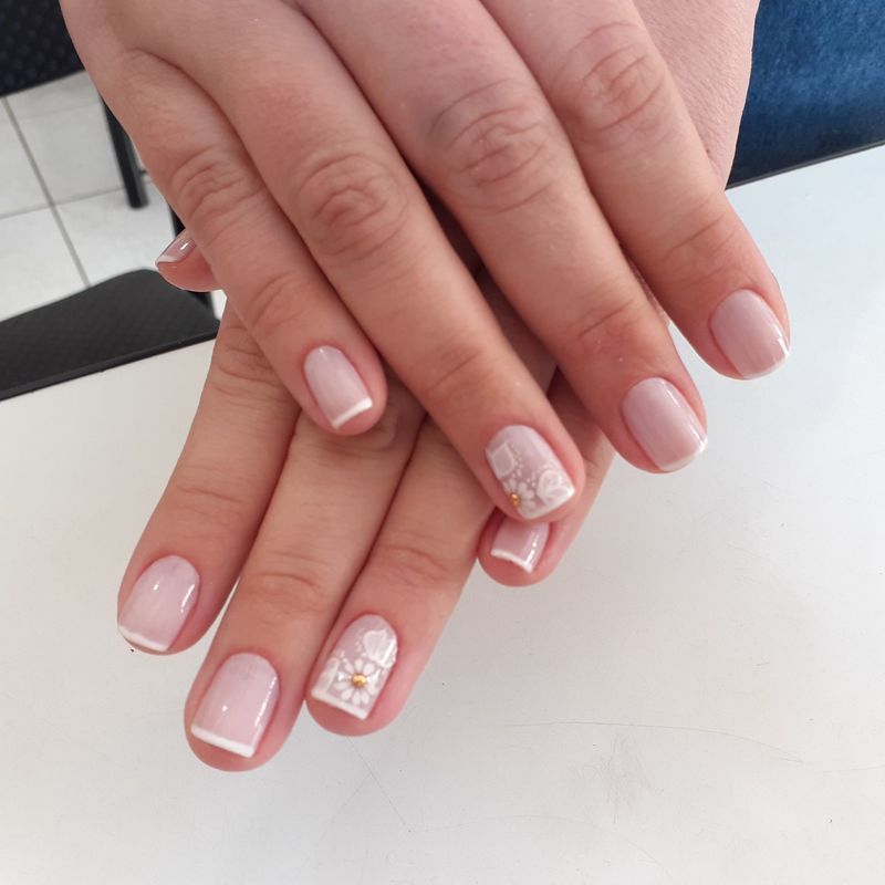 unha manicure e pedicure designer de sobrancelhas outros