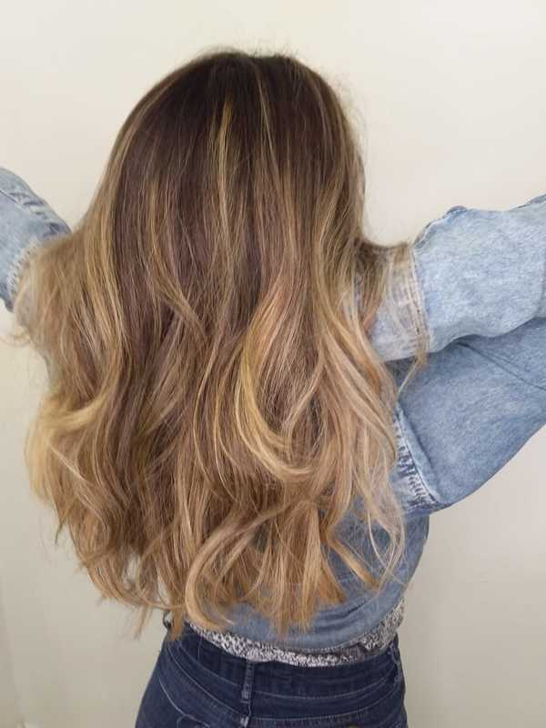 Feito com muito carinho.  cabelo cabeleireiro(a)