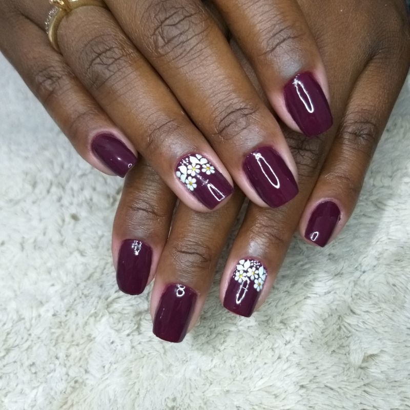 unha manicure e pedicure designer de sobrancelhas outros