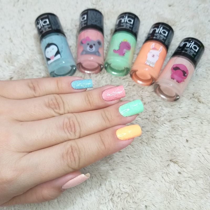 unha manicure e pedicure designer de sobrancelhas outros