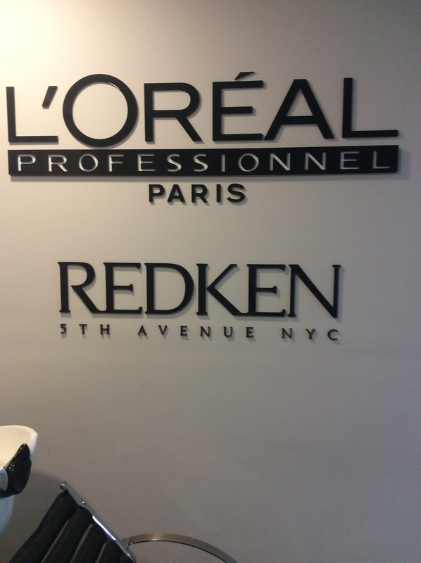 Dia de curso com a equipe Redken cabelo stylist / visagista aromaterapeuta consultor(a)