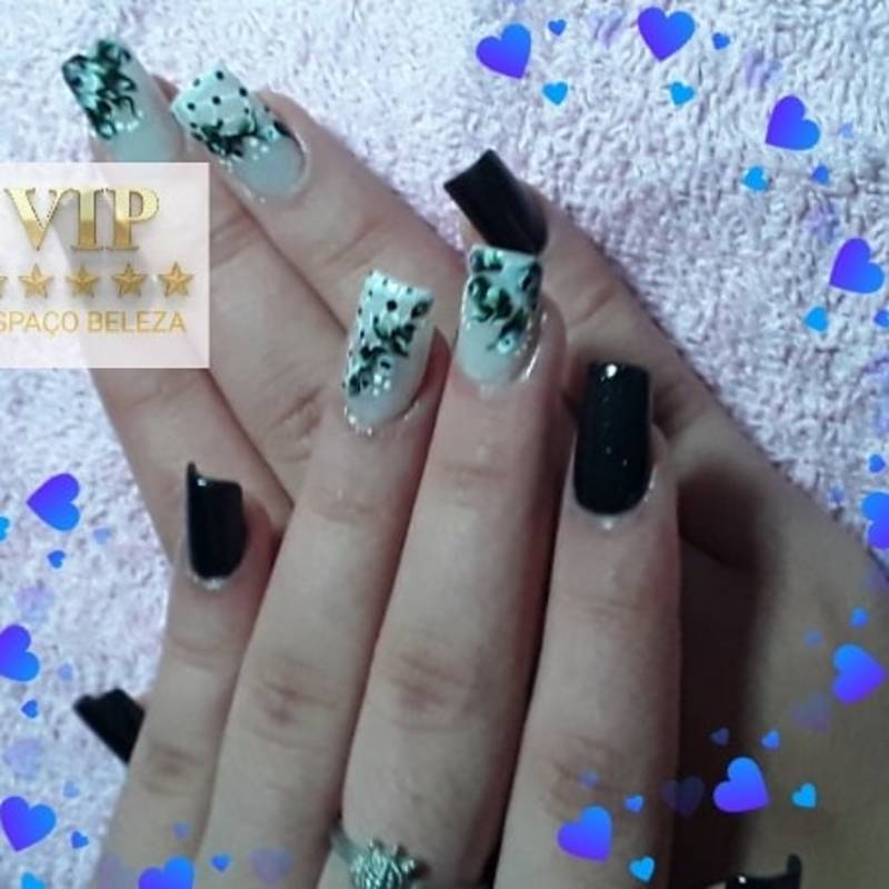 Designer de unhas.Manicuere. unha cabeleireiro(a) maquiador(a) manicure e pedicure designer de sobrancelhas