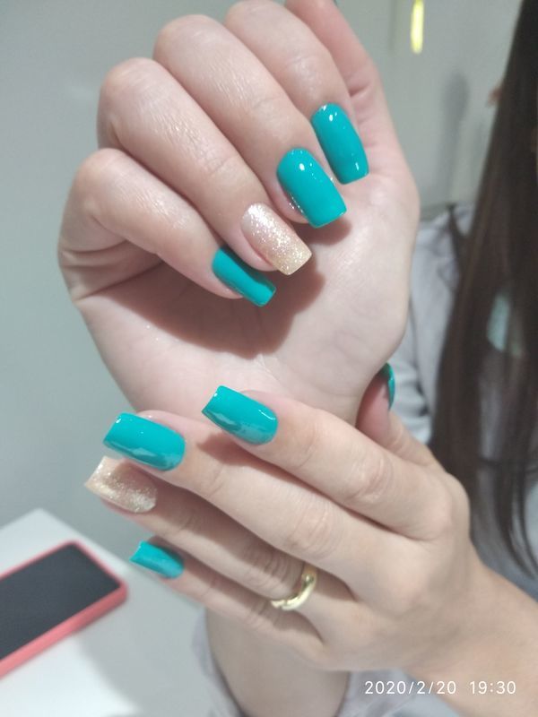 manicure e pedicure