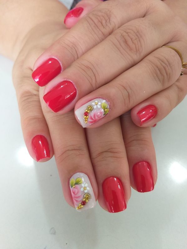 unha manicure e pedicure designer de sobrancelhas outros