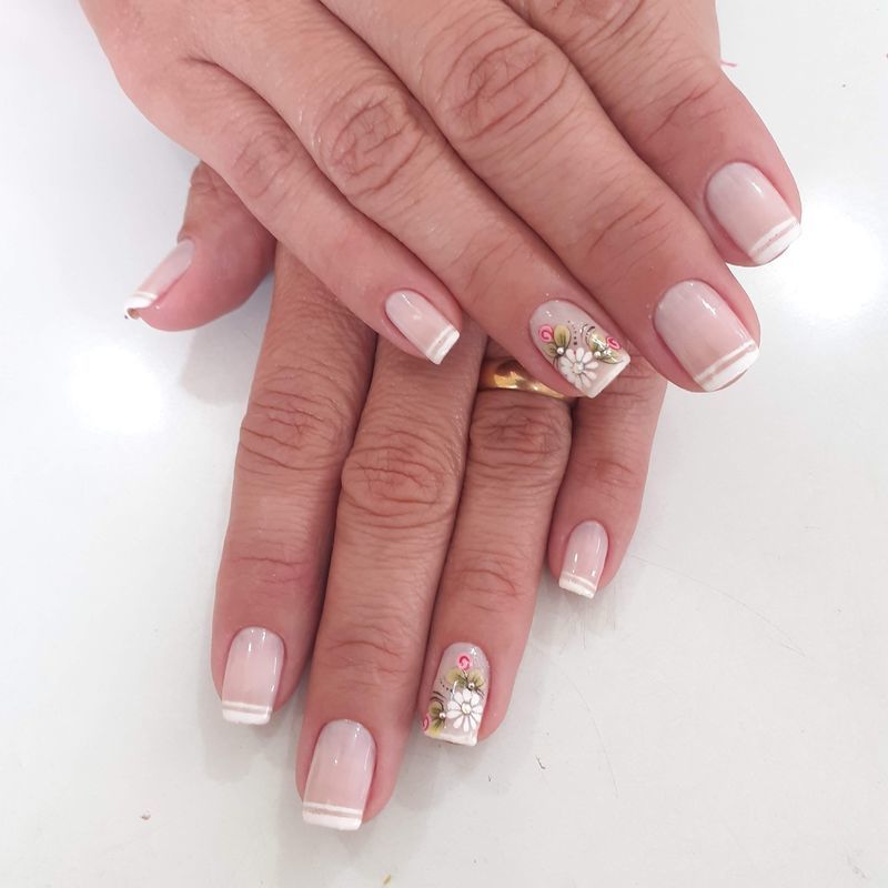 unha manicure e pedicure designer de sobrancelhas outros