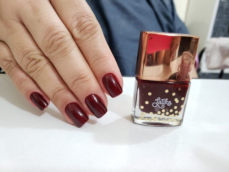 unha manicure e pedicure designer de sobrancelhas outros