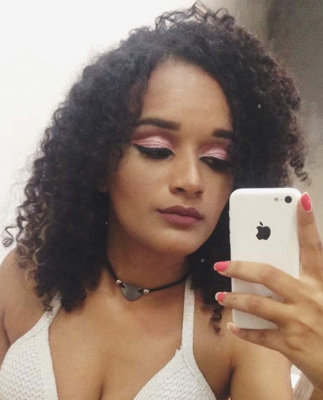 Instagram: @larimake2
#Maquiagem #Make #festa #aniversario #noiva #madrinha #casamento #debutantes maquiagem maquiador(a) designer de sobrancelhas