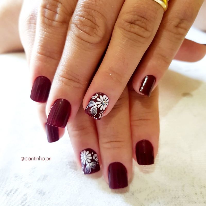unha manicure e pedicure designer de sobrancelhas outros