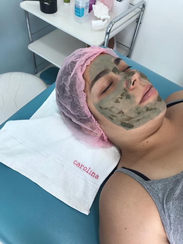 Limpeza de pele + Argila verde estética esteticista