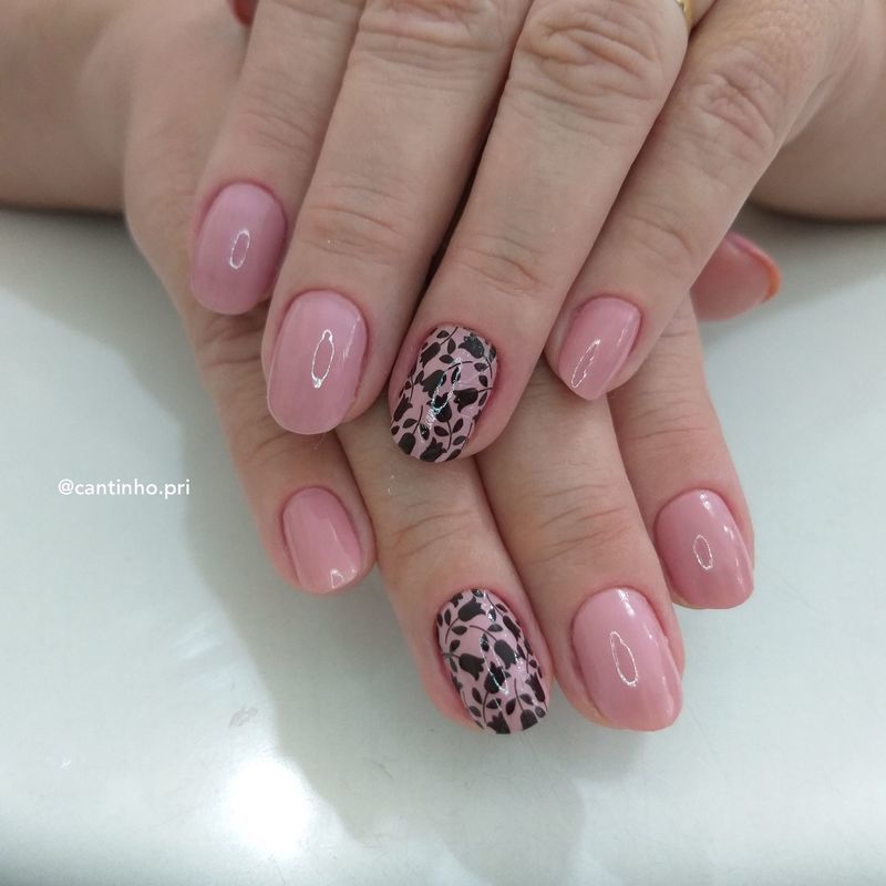 unha manicure e pedicure designer de sobrancelhas outros