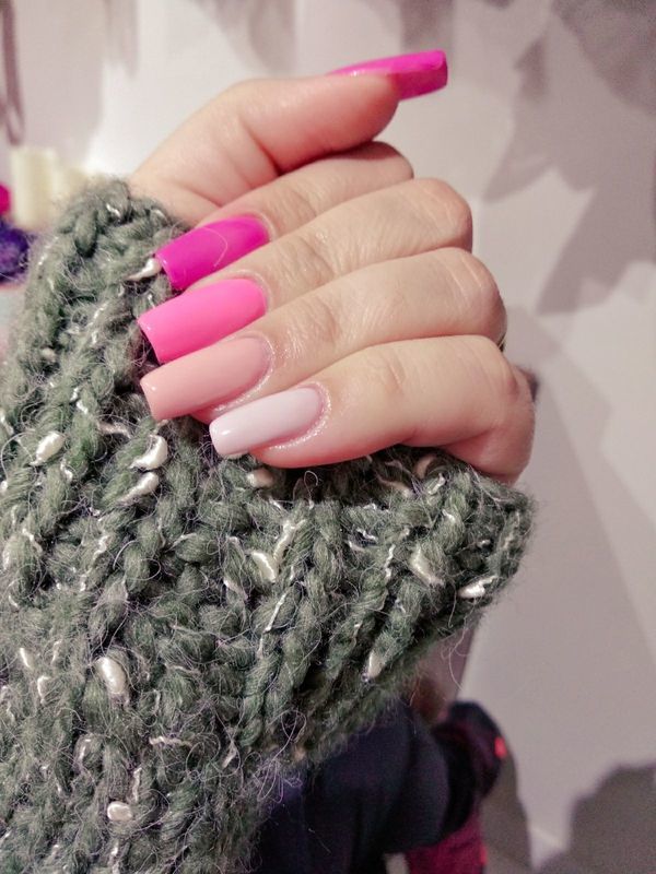Alongamento em fibra de vidro com esmaltação em gel 😍 unha manicure e pedicure