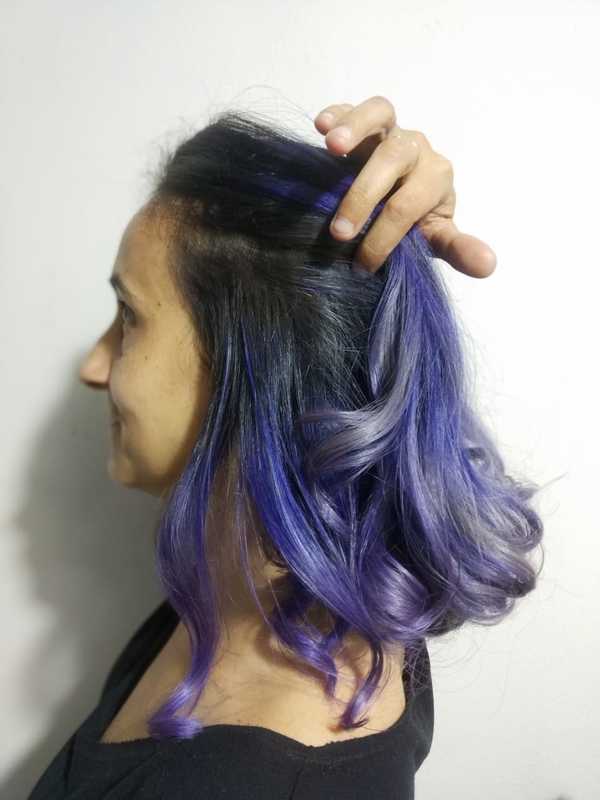 🔮 MAGIC PURPLE 🔮
Brincando com tonalidades diferentes de roxo criando esse efeito degradê lindíssimo 🧜🏿‍♀️ cabelo auxiliar cabeleireiro(a) recepcionista