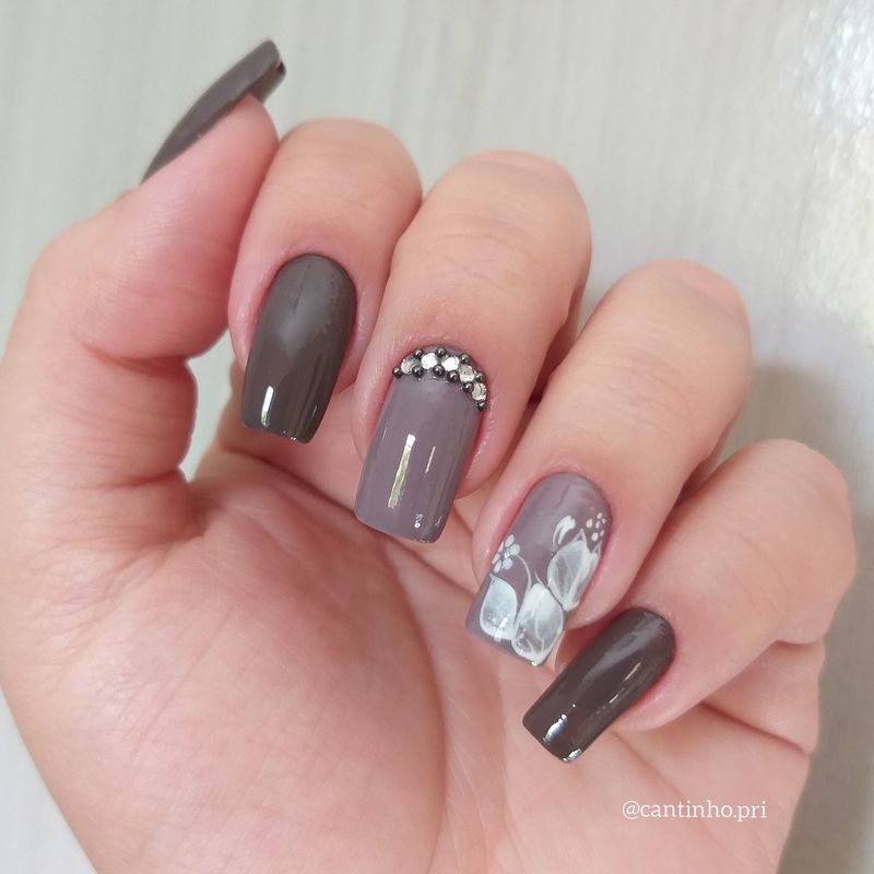 unha manicure e pedicure designer de sobrancelhas outros