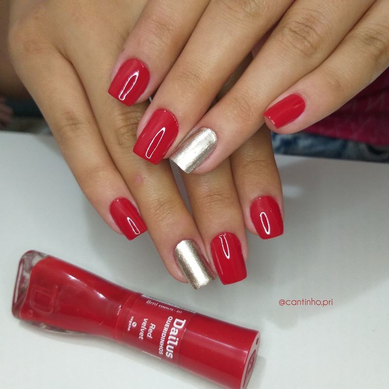 manicure e pedicure designer de sobrancelhas outros