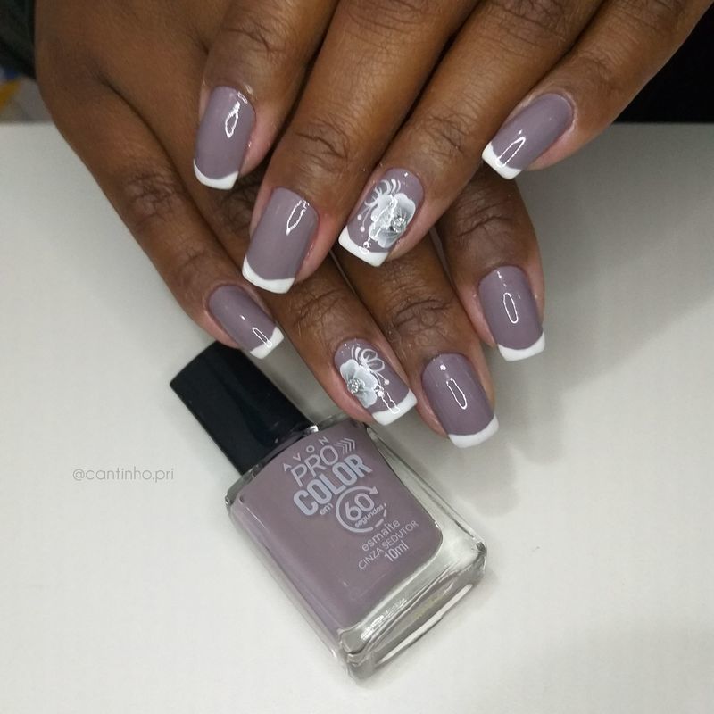 manicure e pedicure designer de sobrancelhas outros
