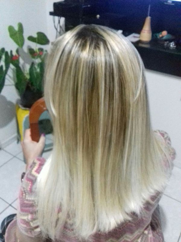 Luzes cabelo cabeleireiro(a)