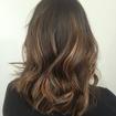 Iluminação sutil #morenailuminada #Iluminação #ombrehair 