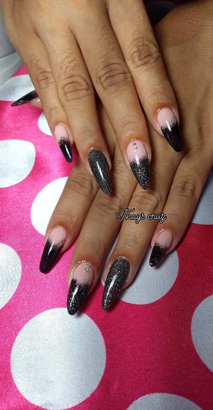 unha manicure e pedicure