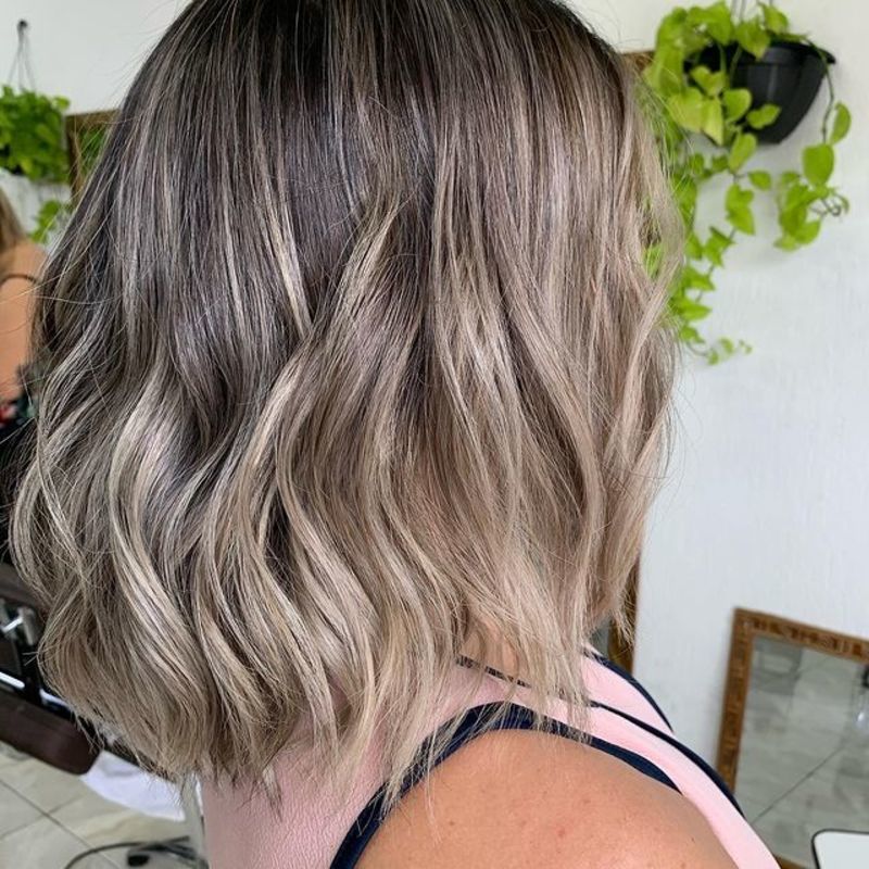 Loiro Perfeito cabelo cabeleireiro(a)