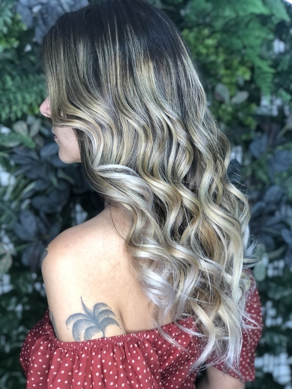 cabelo cabeleireiro(a) consultor(a) stylist / visagista maquiador(a)
