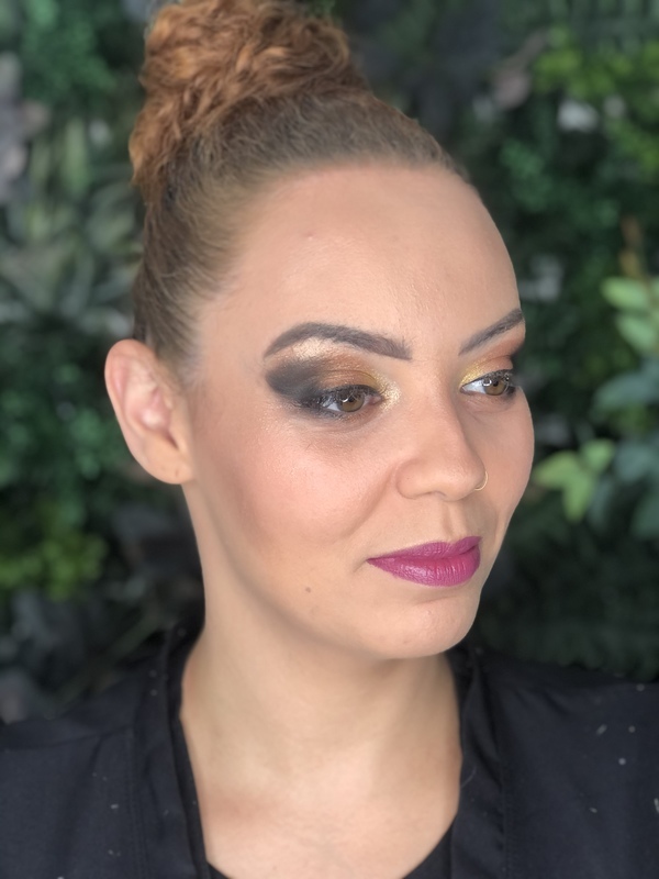 maquiagem cabeleireiro(a) consultor(a) stylist / visagista maquiador(a)
