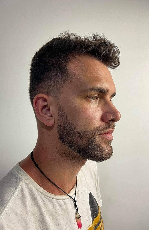 Corte masculino cabelo barbeiro(a)