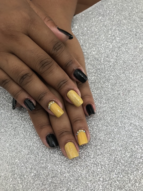 unha manicure e pedicure