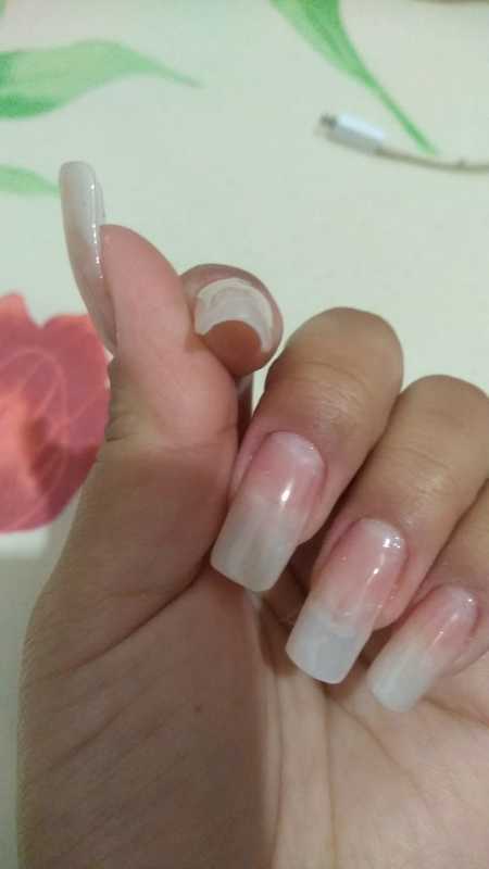 Alongamento acrílico  unha designer de sobrancelhas estudante (manicure)