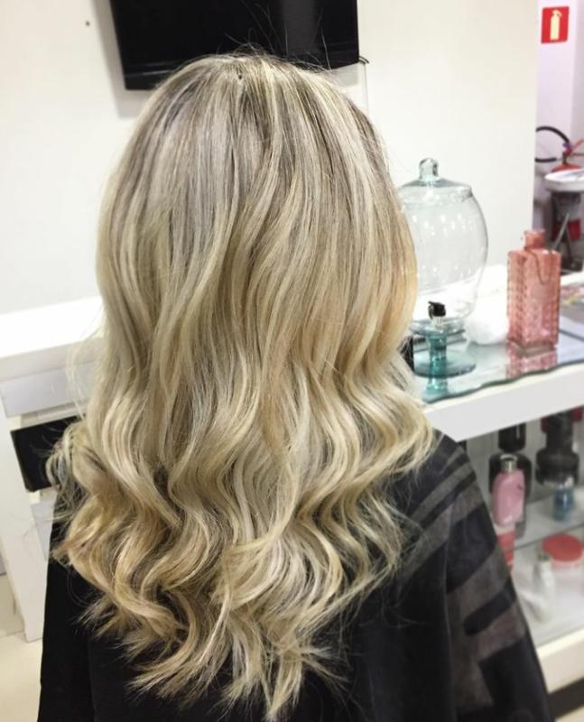 Loiro perfeito 
#blondhair #beautyhair #Blond #loirosaudavel  cabelo cabeleireiro(a)