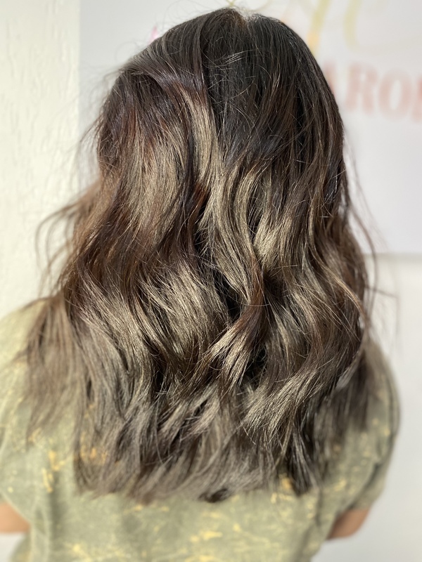 cabelo stylist / visagista consultor(a) cabeleireiro(a)