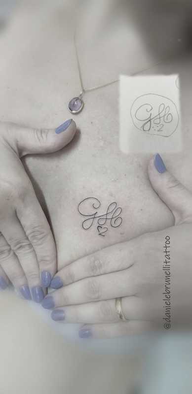 Tattoo de homenagem por Daniele Brunelli tattoo
#tattoofineline #homenagemtattoo outros empresário(a) micropigmentador(a)